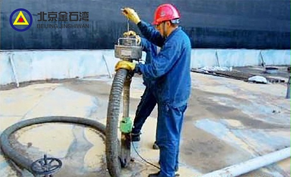 金石湾黄岛油库6027#罐机械清洗工程施工总结