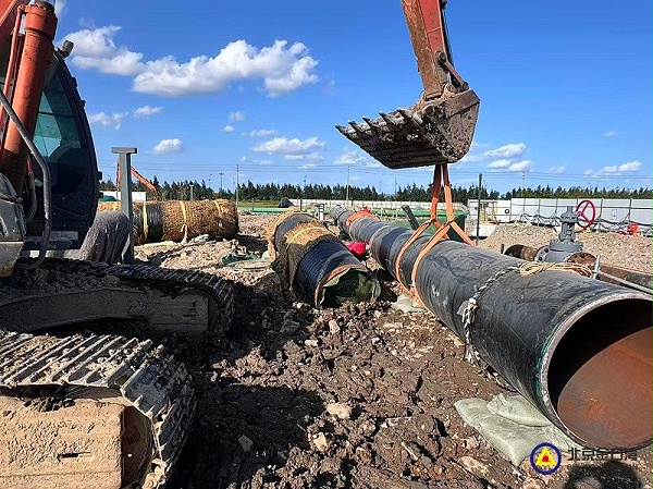 36，1016管线对口